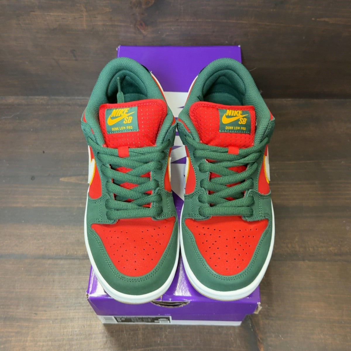 Nike SB Dunk Low Pro PRM Seattle Supersonics Size 6.5 (Pre-Owned)