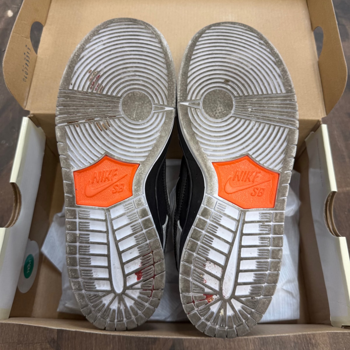 Nike SB Dunk Low TIGHTBOOTH - Image 5