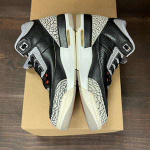 Jordan 3 Retro Black Cement (2018) (GS) Size 6Y (Pre-Owned) - Image 4