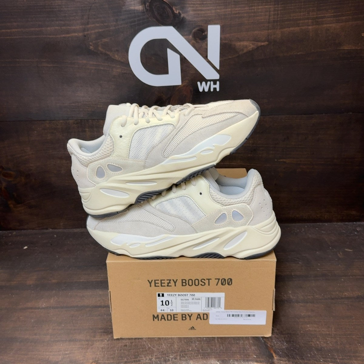 adidas Yeezy Boost 700 Analog - Image 1