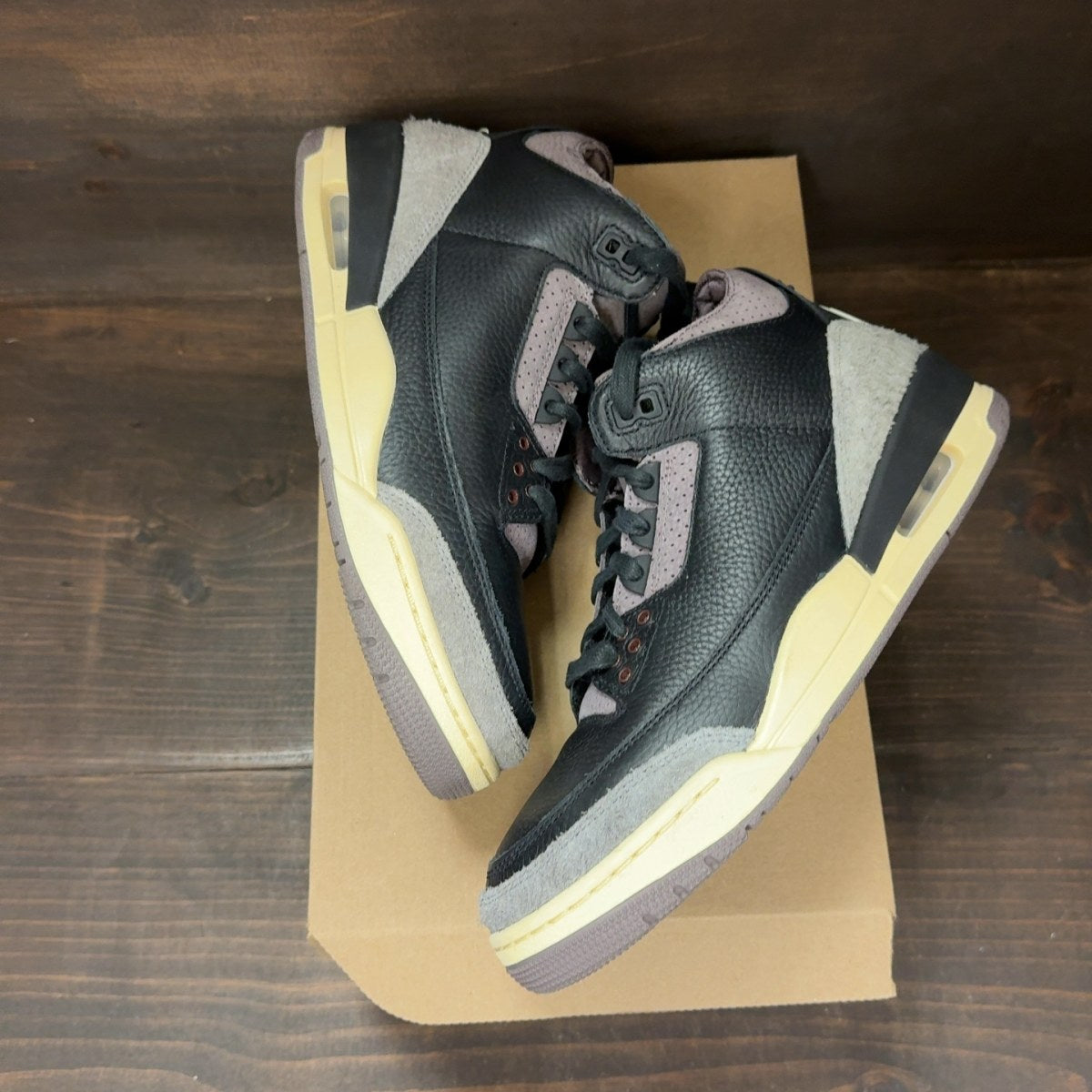 Jordan 3 Retro OG SP A Ma Maniére While You Were Sleeping (Women's) Size 11W (Pre-Owned) - Image 2
