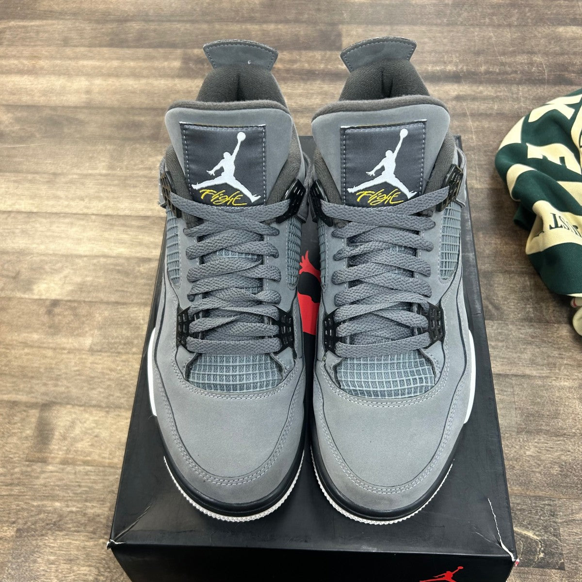 Jordan 4 Retro Cool Grey (2019) Size 9 (Pre-Owned) - Image 2