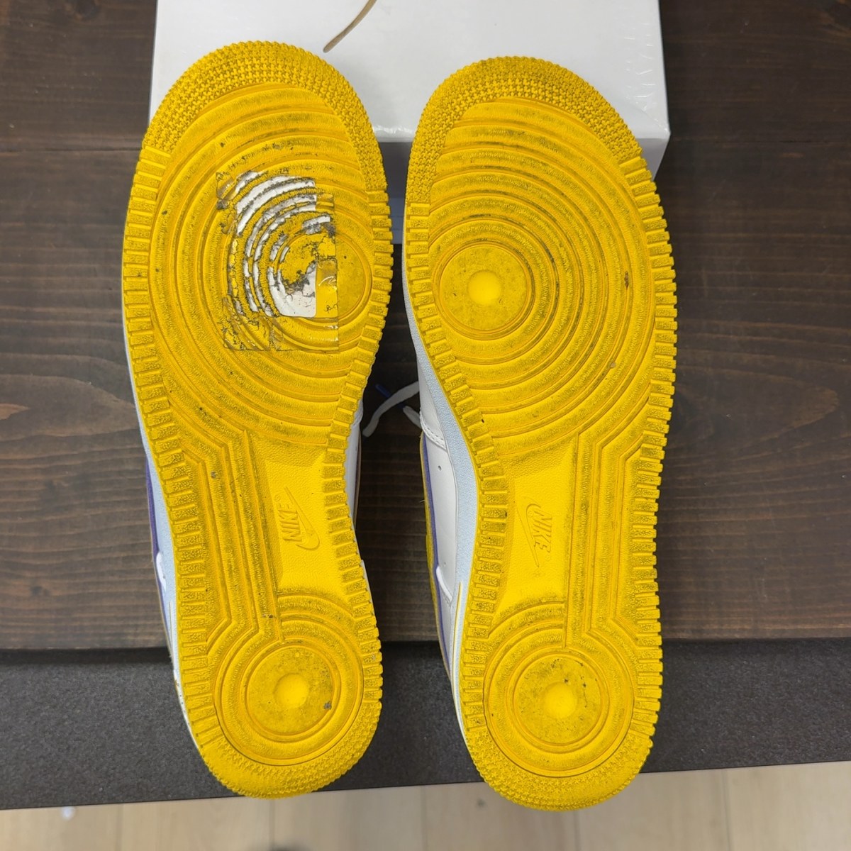 Nike Air Force 1 Low Retro QS Kobe Bryant Lakers Home - Image 9