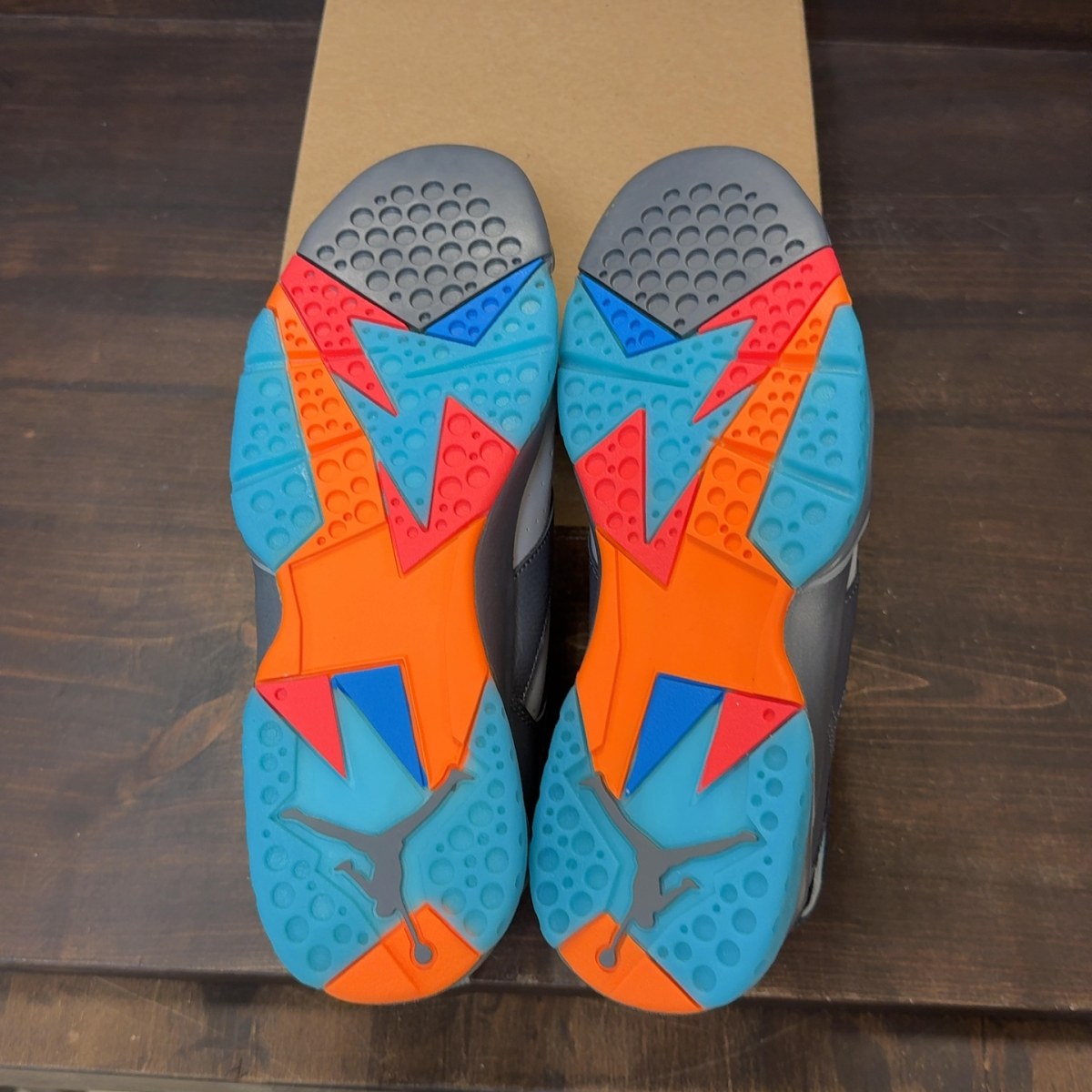Jordan 7 Retro Barcelona Days Size 10.5 - Image 6