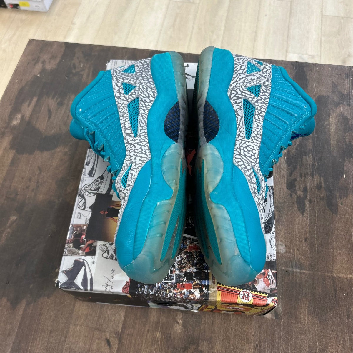 Jordan 11 Retro Low IE Rio Teal - Image 3