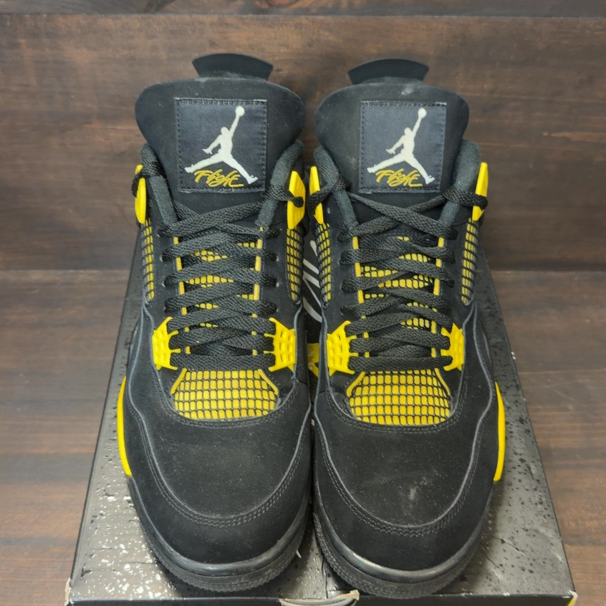 Jordan 4 Retro Thunder (2023) - Image 3
