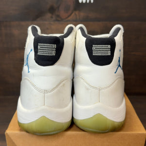 Jordan 11 Retro Legend Blue (2014) Size 12 (Pre-Owned) - Image 4