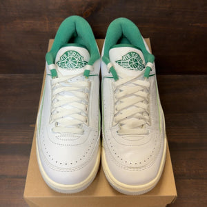 Jordan 2/3 White Pine Green Size 9 (Pre-Owned) - Image 3