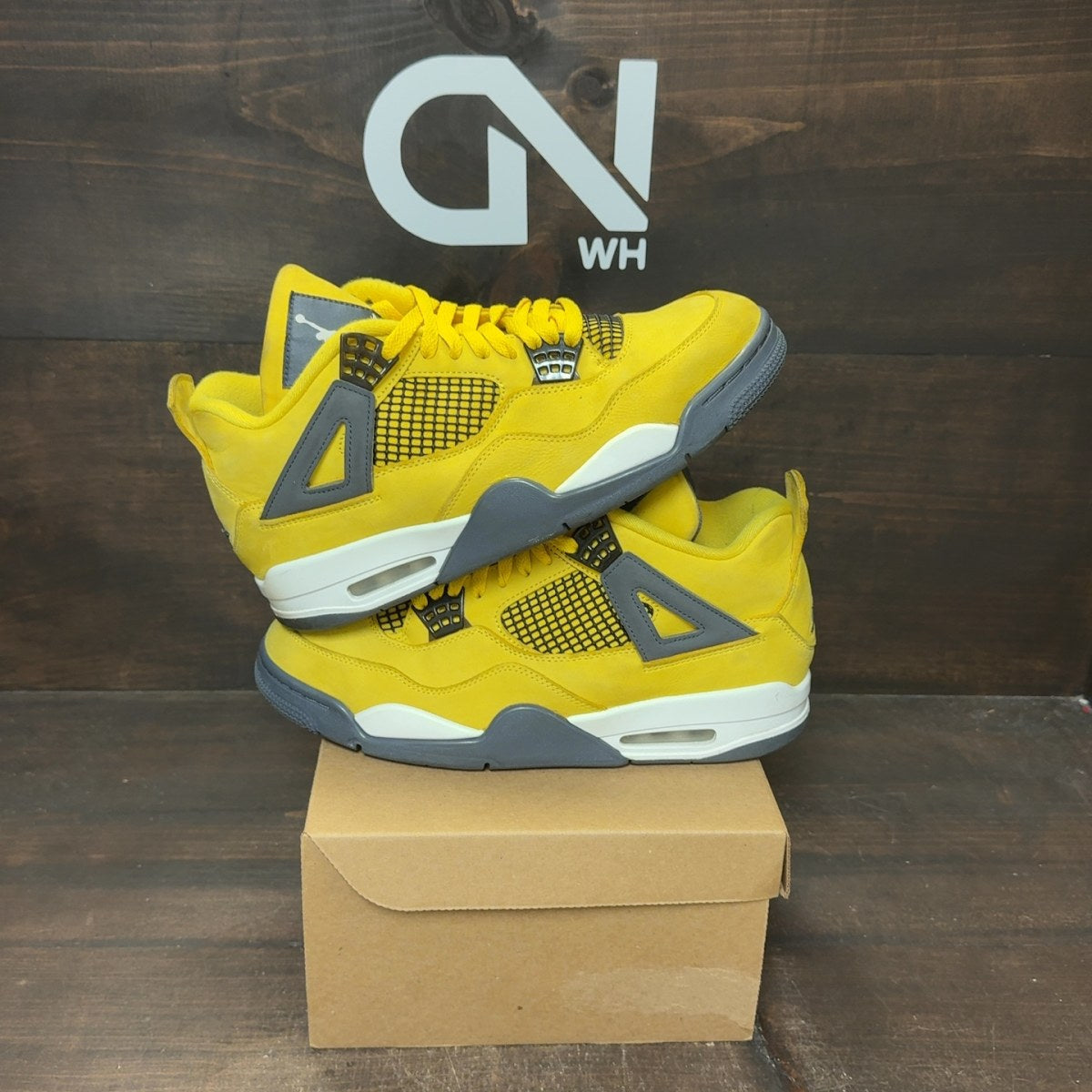 Jordan 4 Retro Lightning (2021) Size 10 (Pre-Owned) - Image 1