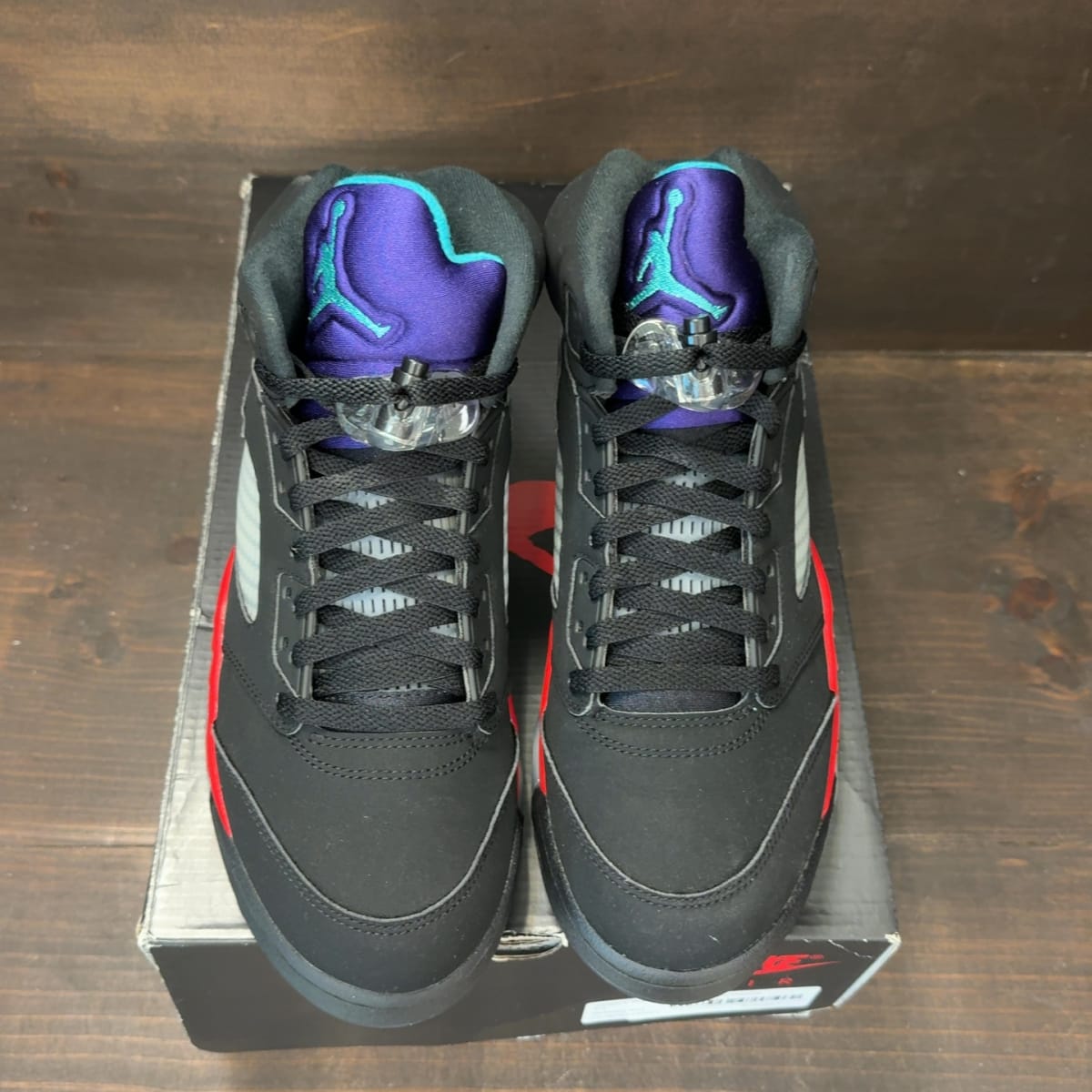 Jordan 5 Retro Top 3 Size 9.5 (Pre-Owned) - tag