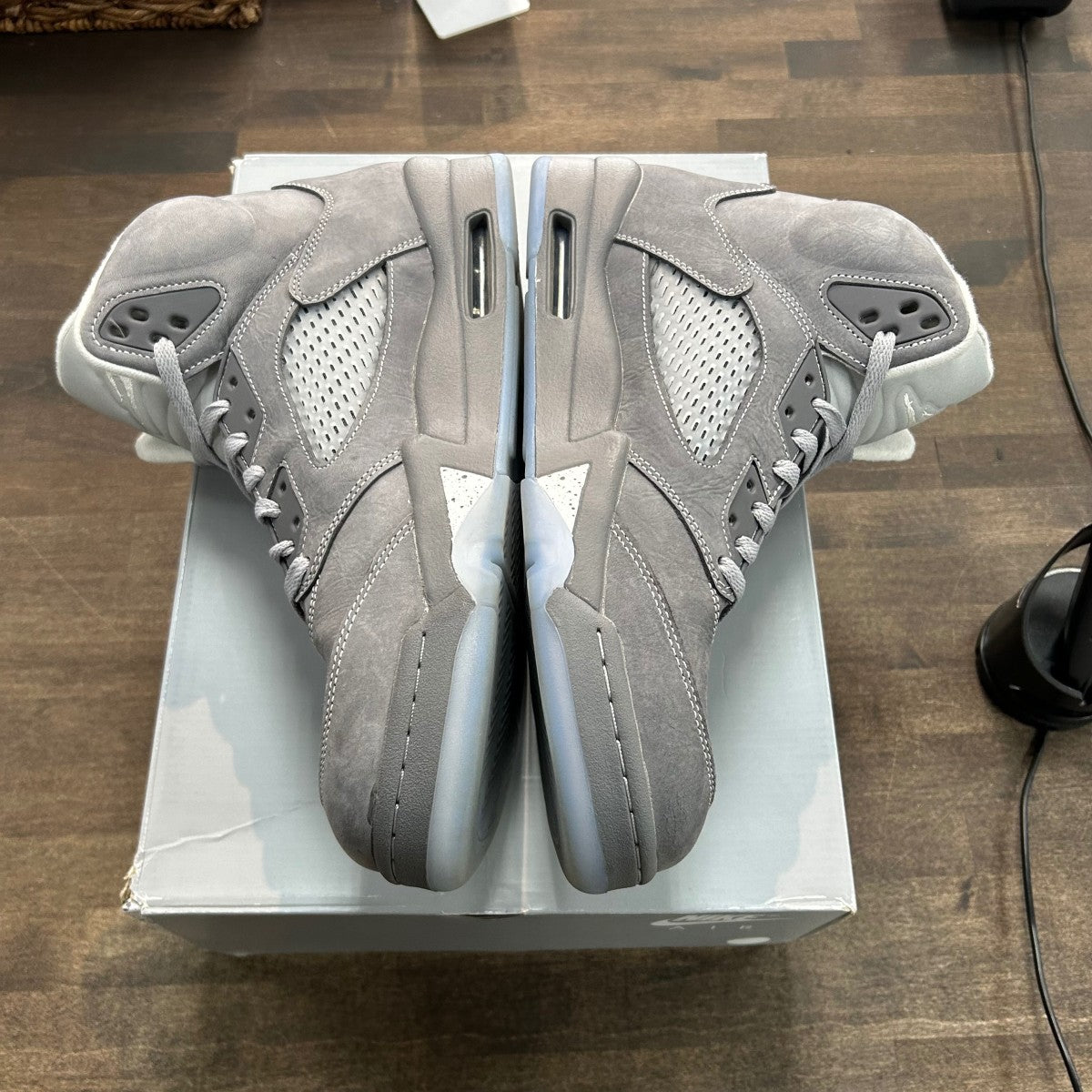 Jordan 5 Retro Wolf Grey (2026) - Image 3