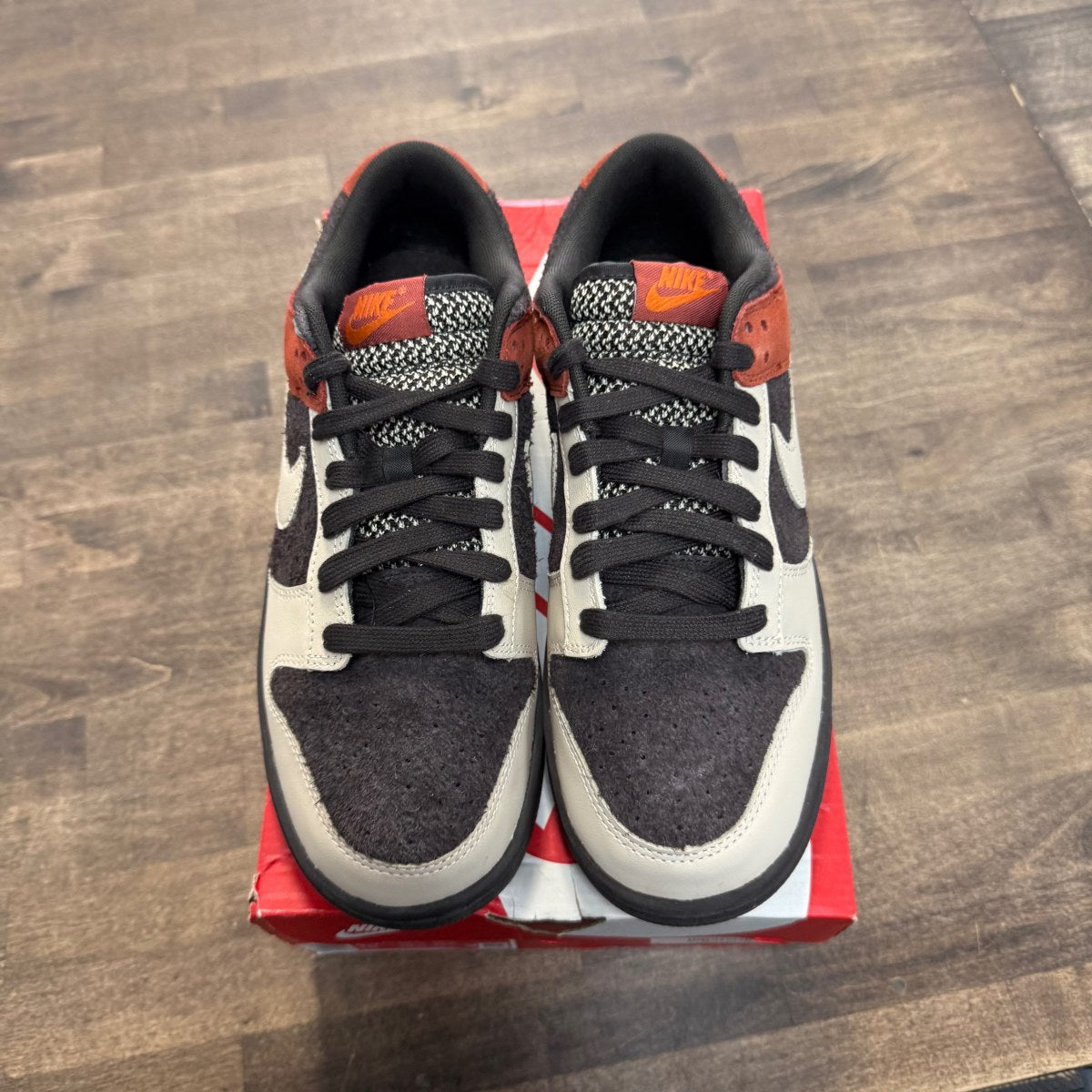 Nike Dunk Low Red Panda Size 8.5 (Moderately Worn Pre-Owned)