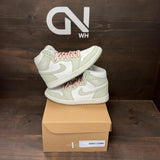 Jordan 1 Retro High OG Seafoam (Women's) Size 6.5W (Pre-Owned) - Image 1