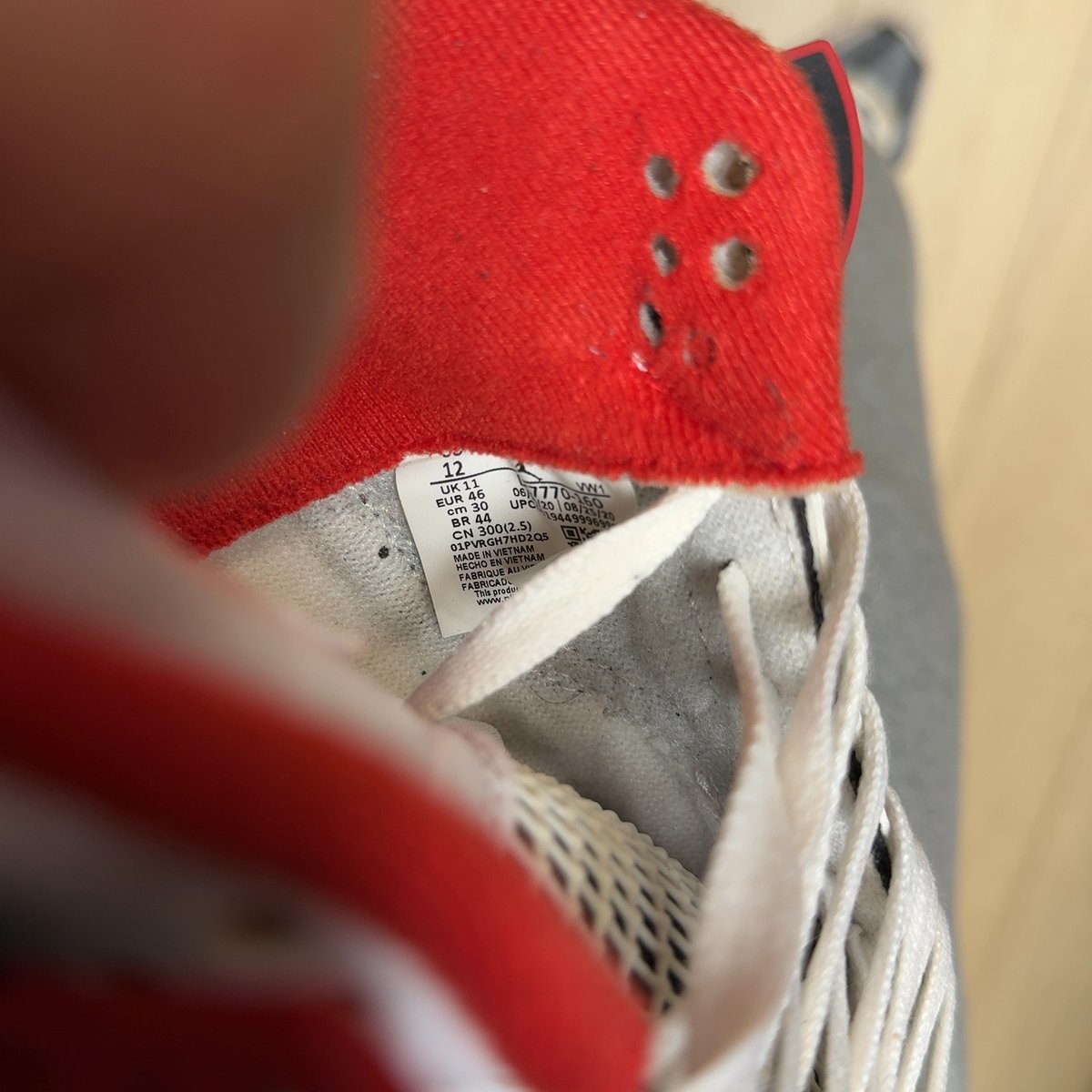 Jordan 4 Retro Fire Red (2020) Size 12 (Pre-Owned) - front