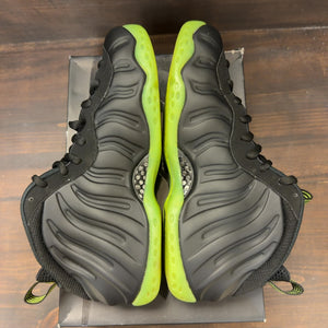 Nike Air Foamposite One Black Volt - Image 5