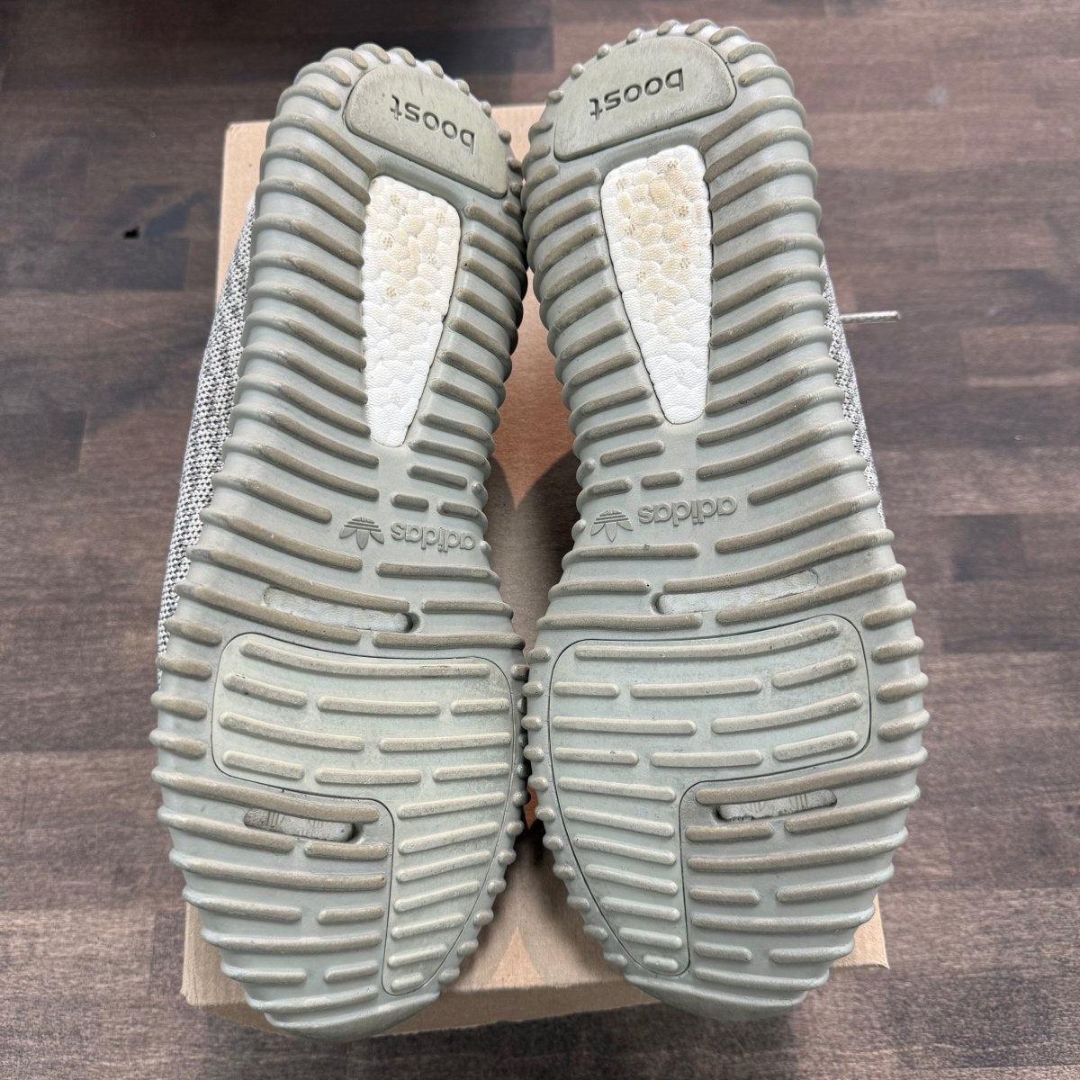 adidas Yeezy Boost 350 Moonrock Size 11 (Pre-Owned) - Image 5