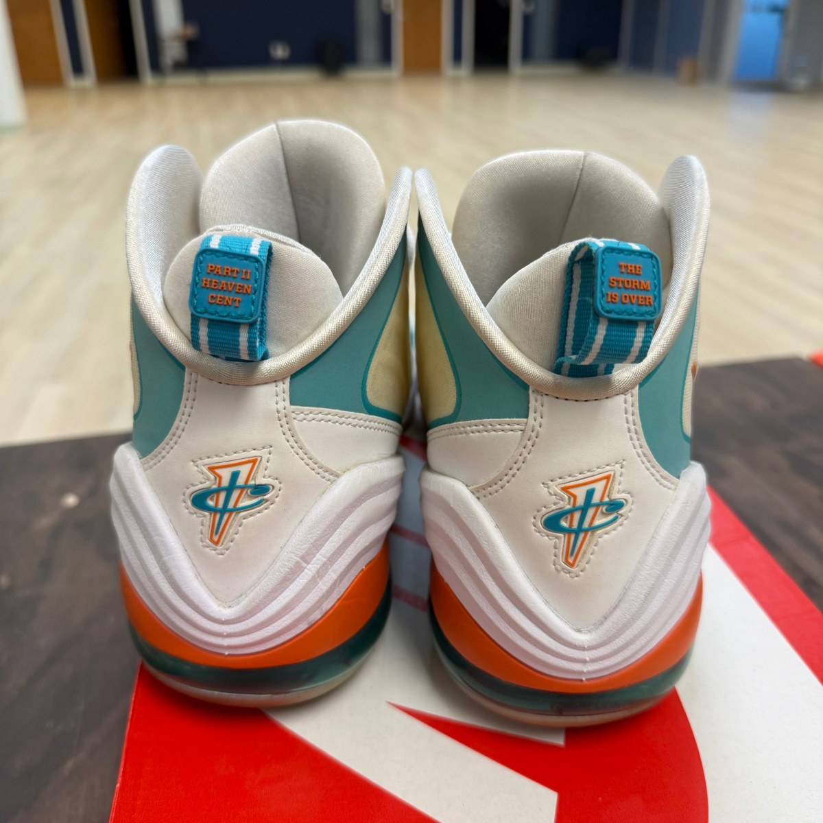 Nike Air Penny 5 Dolphins (2020) - Image 4