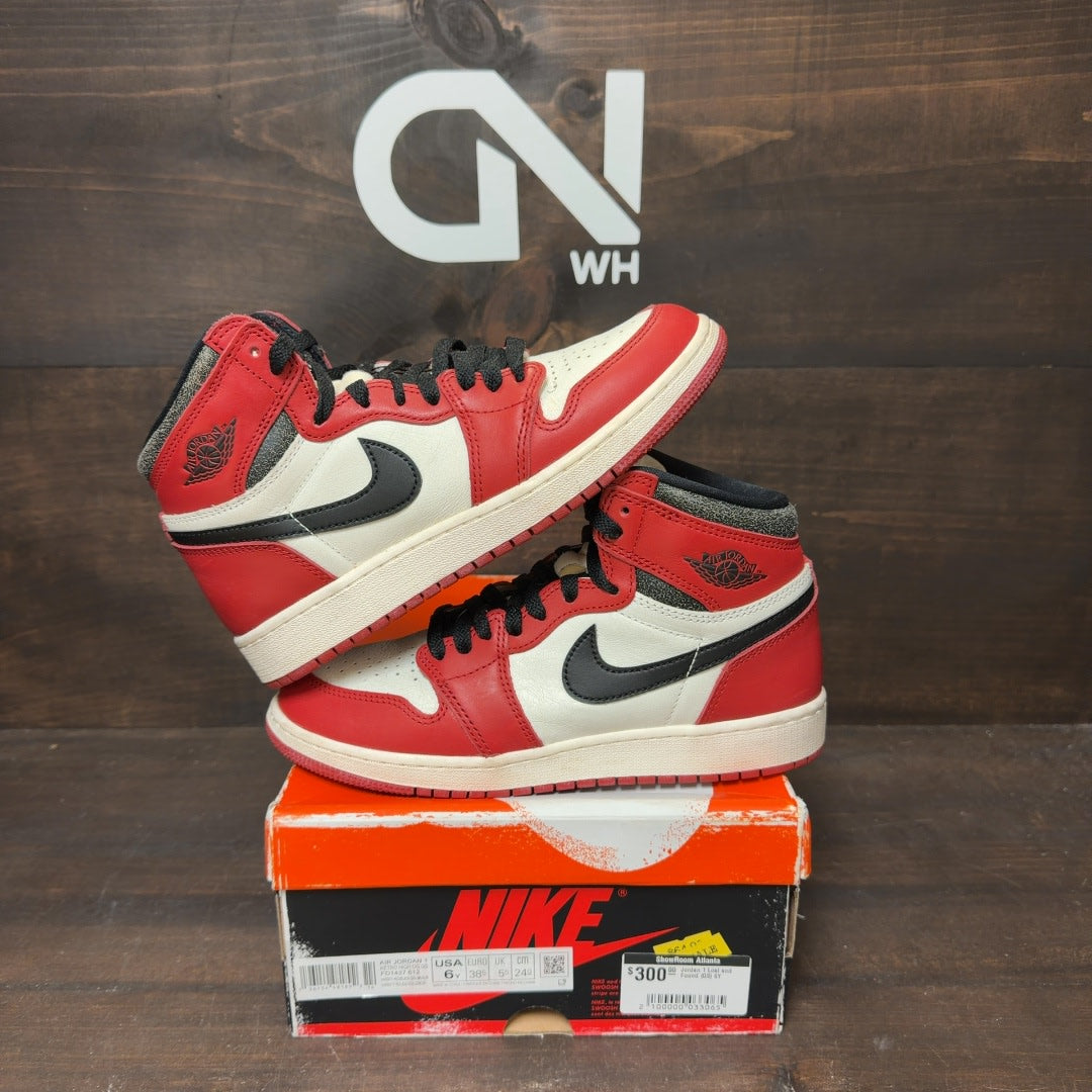 Jordan 1 Retro High OG Chicago Lost and Found (GS) - Image 1