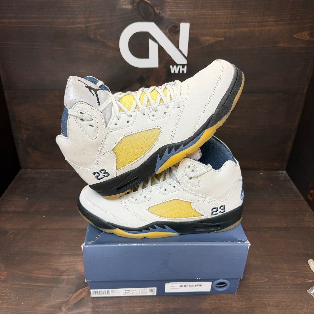 Jordan 5 Retro A Ma Maniére Dawn (Women's) - Image 1