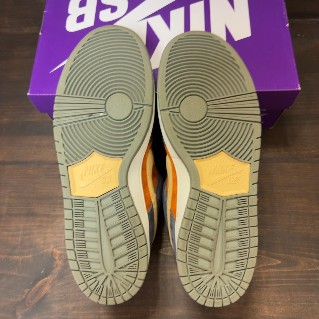 Nike SB Dunk Low Light Carbon Monarch - Image 7