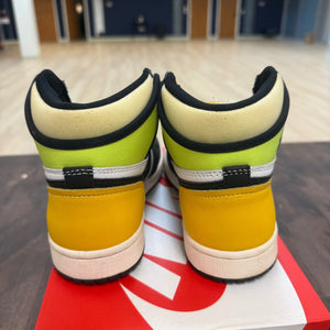 Jordan 1 Retro High White Black Volt University Gold (GS) Size 4.5Y (Pre-Owned) - Image 5