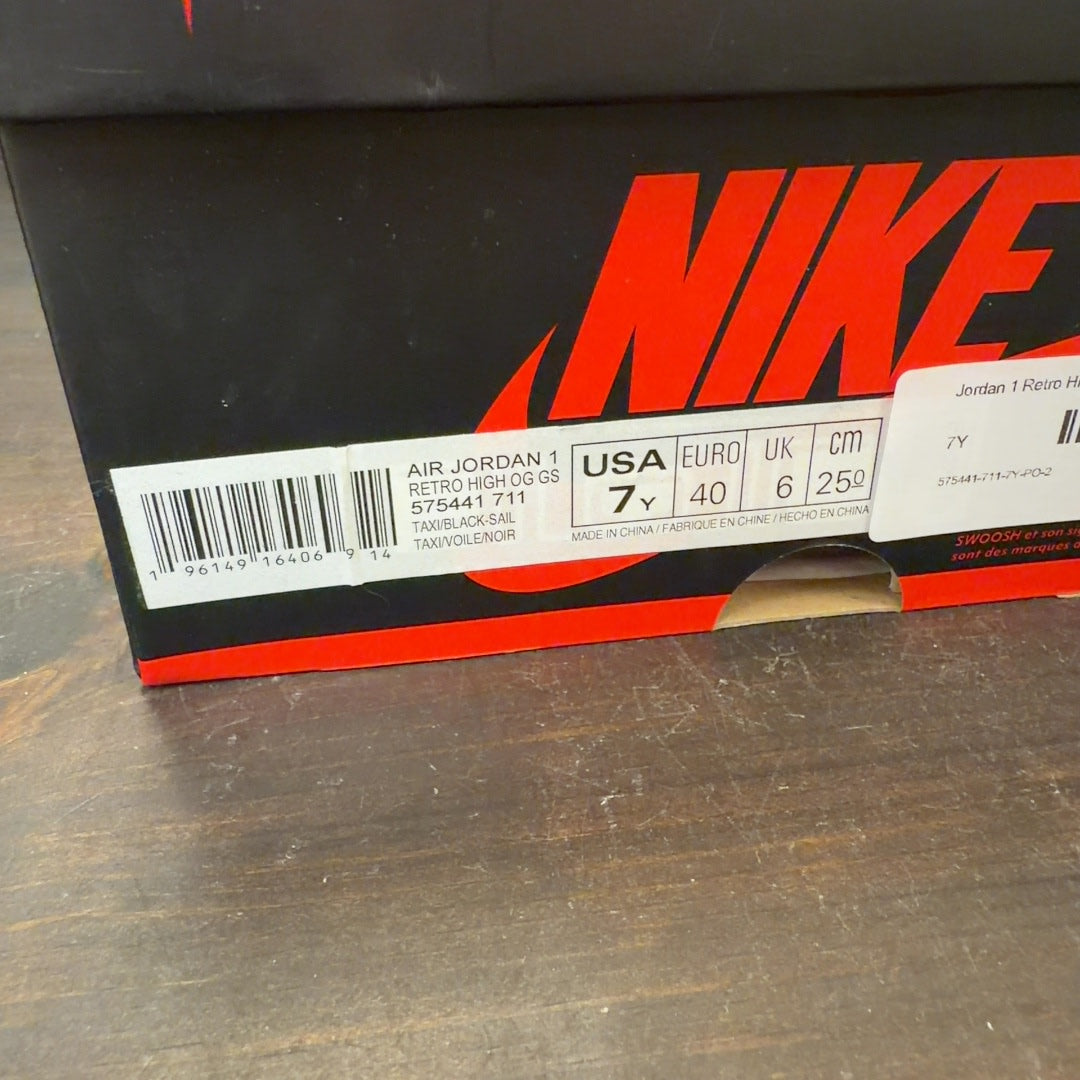 Jordan 1 Retro High OG Taxi (GS) - Image 7