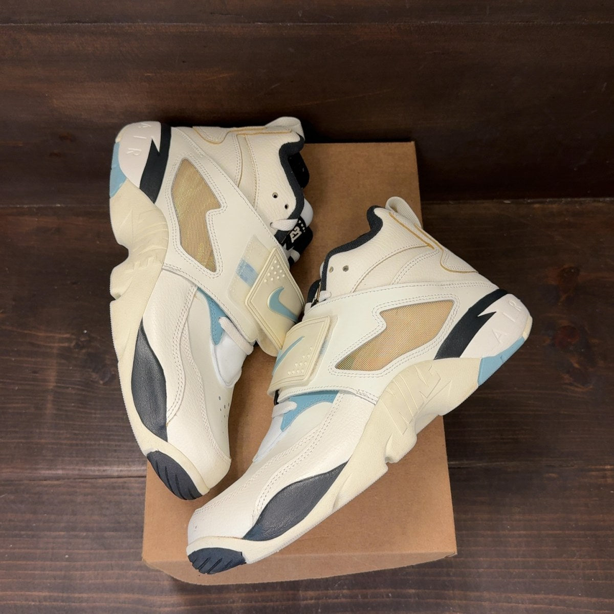 Nike Air Diamond Turf Must Be the Money Size 10.5 (Pre-Owned) - Image 2