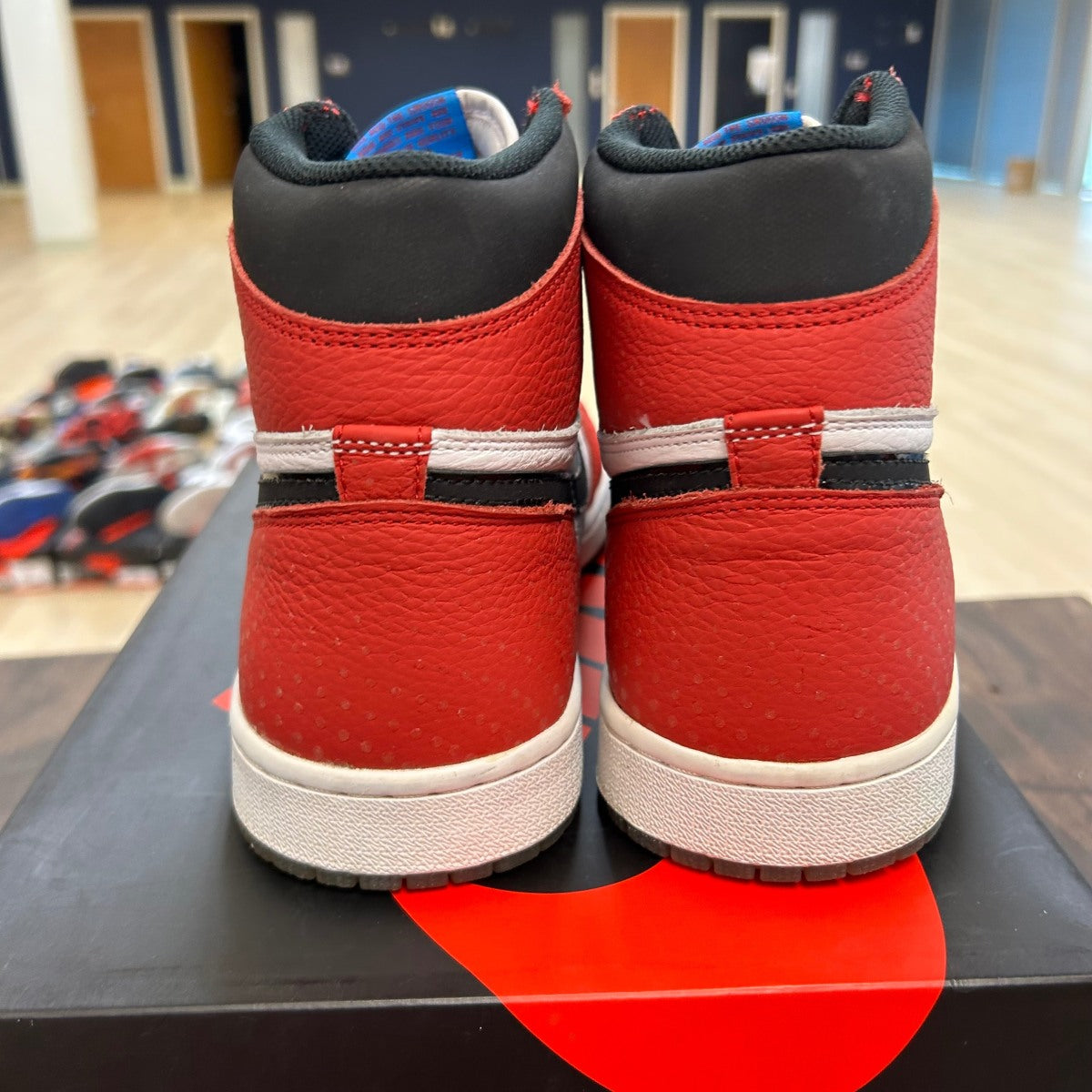 Jordan 1 Retro High Spider-Man Origin Story - Image 4