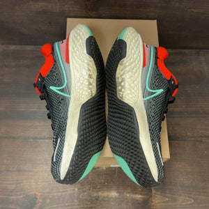 Nike ZoomX Invincible Run Flyknit Grey Infrared Size 12 (Pre-Owned) - Image 4