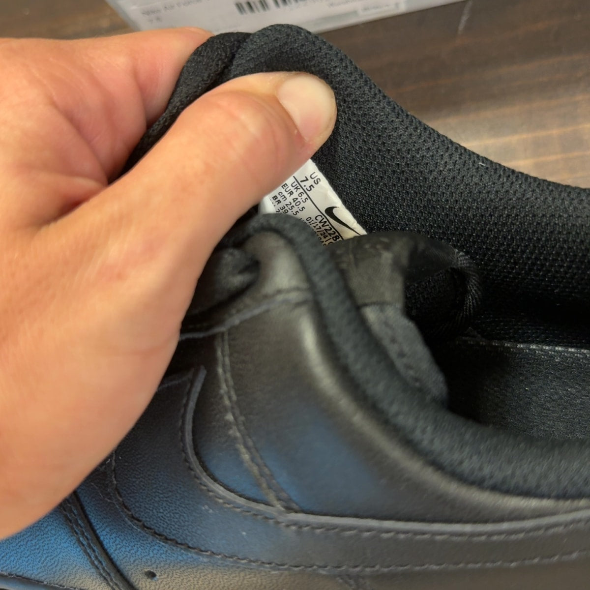 Nike Air Force 1 Low '07 Black Size 7.5 - aux