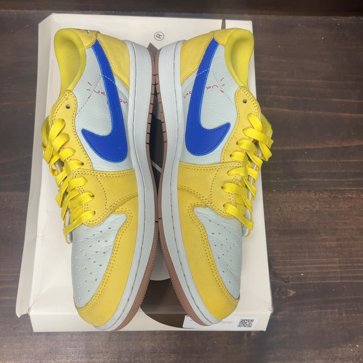 Jordan 1 Retro Low OG SP Travis Scott Canary (Women's) - Image 4