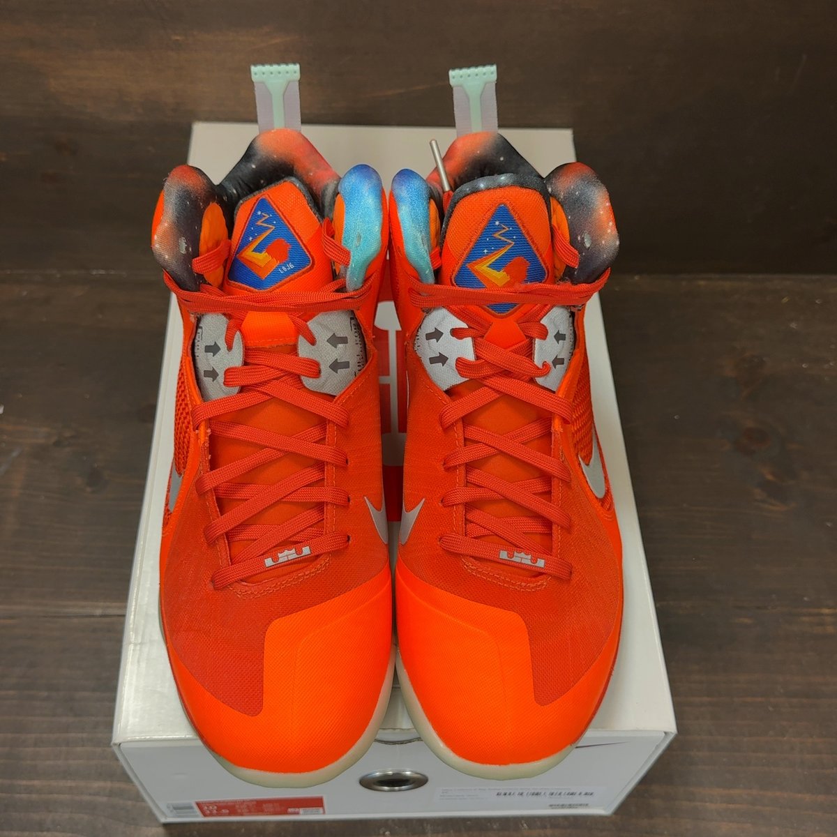 Nike LeBron 9 Big Bang (2022) Size 10 (Pre-Owned) - tag
