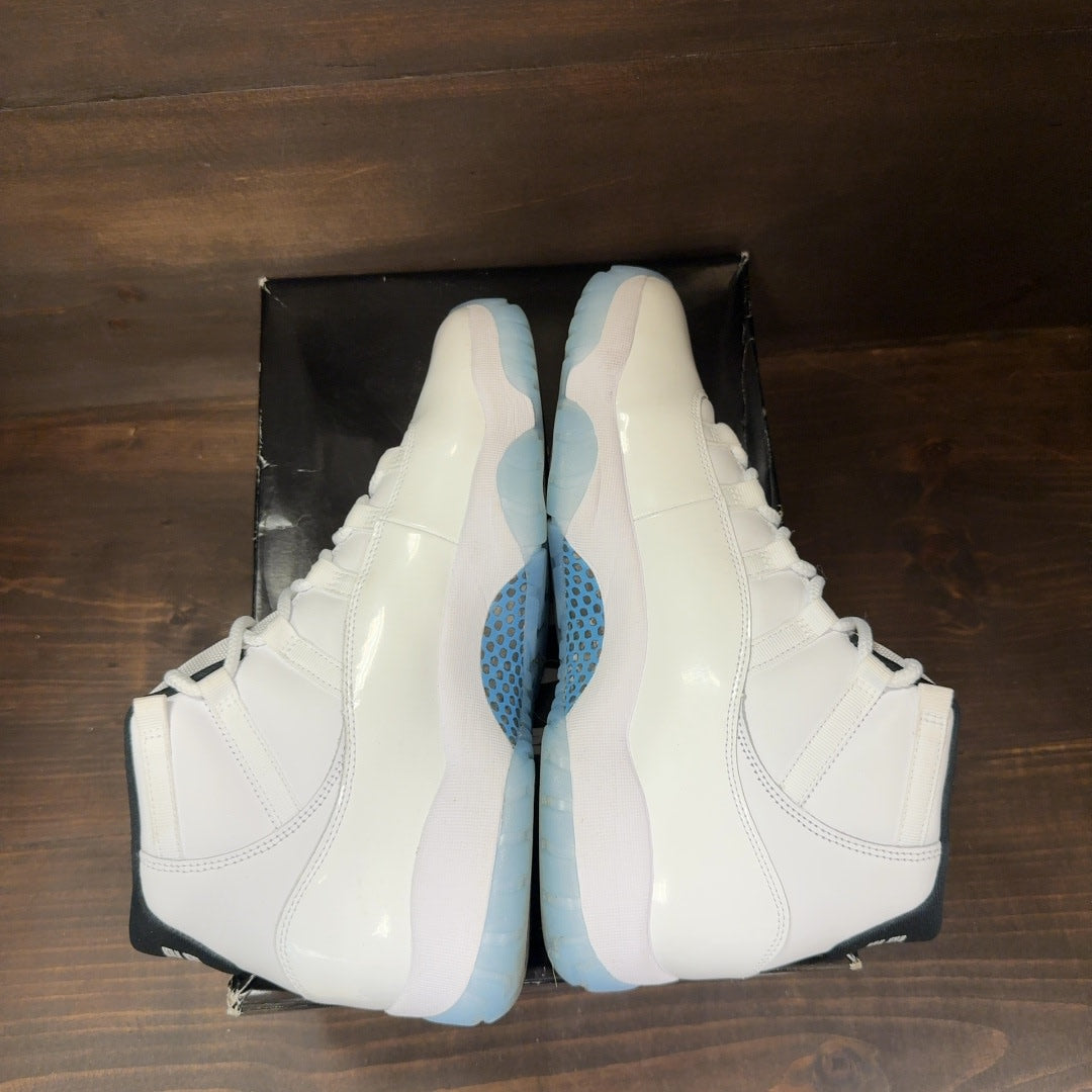 Jordan 11 Retro Legend Blue (2024) Size 12 (Pre-Owned)