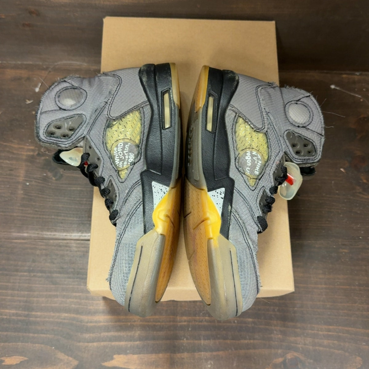 Jordan 5 Retro Off-White Muslin Size 8 (Pre-Owned) - Image 4