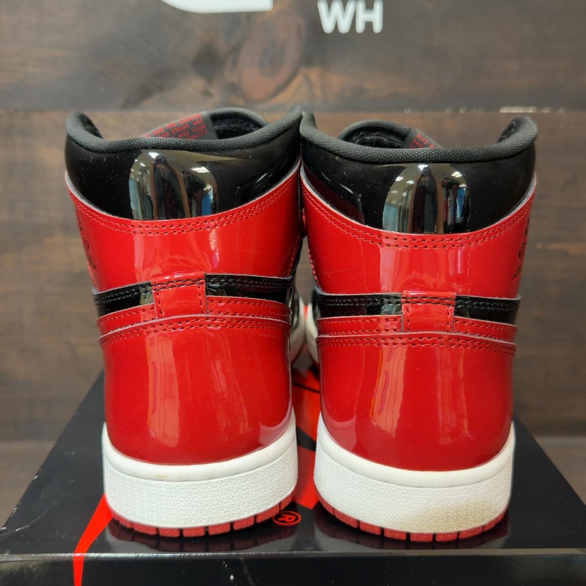 Jordan 1 Retro High OG Patent Bred - Image 4