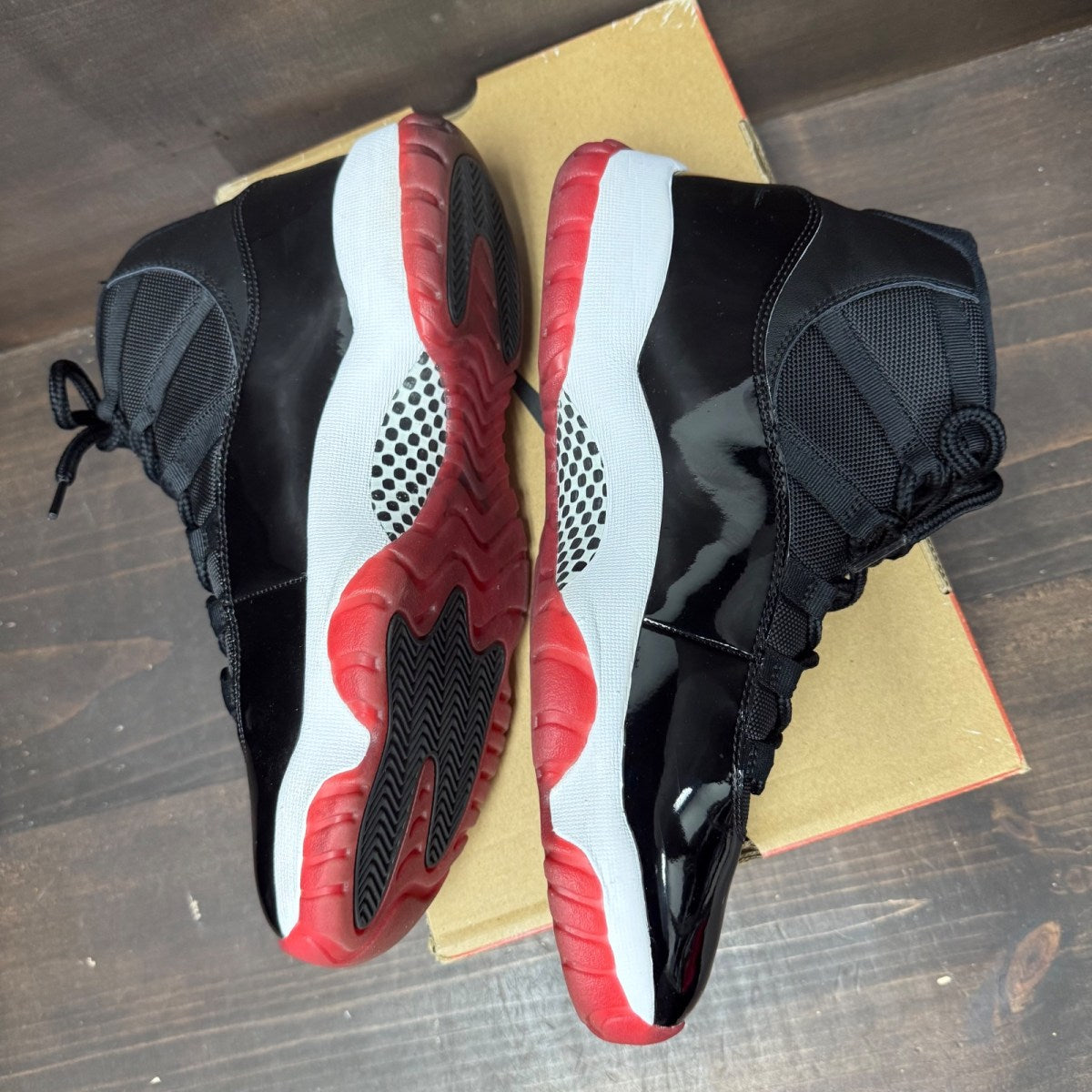 Jordan 11 Retro Playoffs Bred (2019) - Image 3