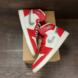 Jordan 1 Retro Silver Medal Size 12 (Pre-Owned) - back