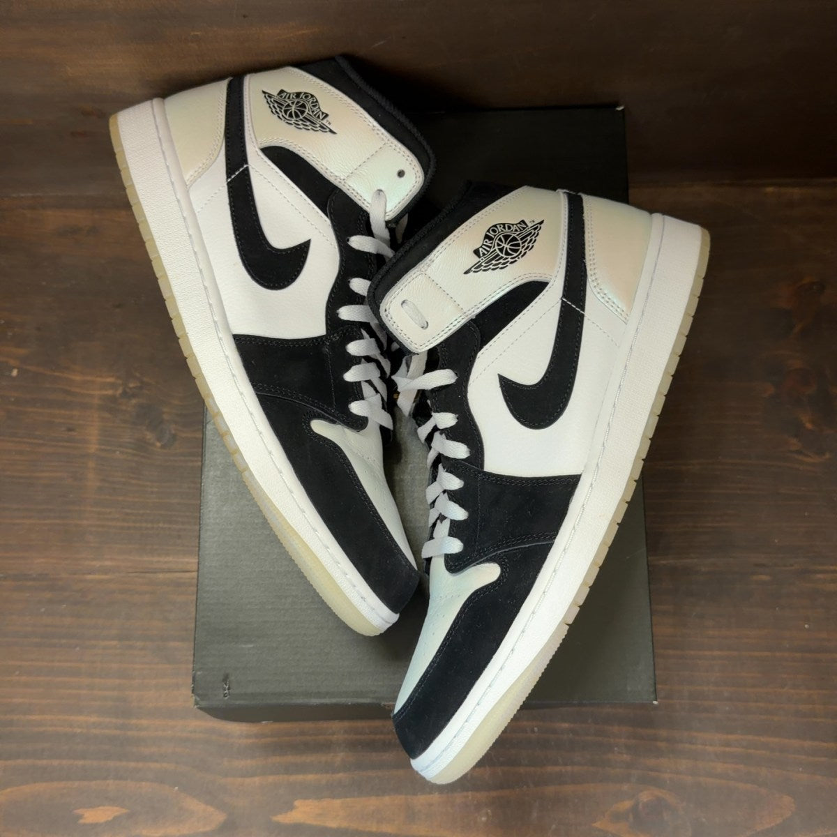 Jordan 1 Mid Diamond Shorts - Image 2