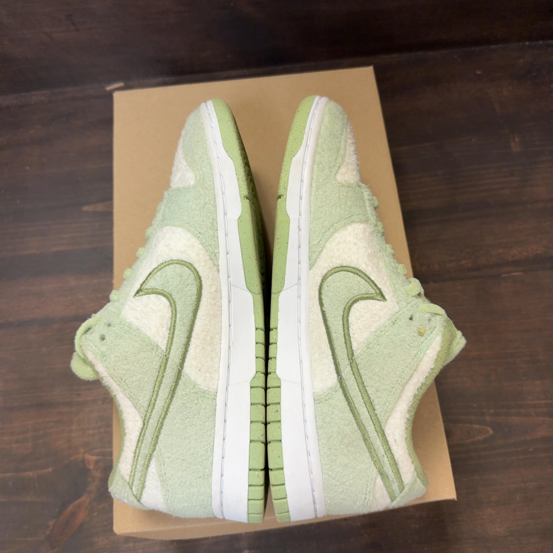 Nike Dunk Low SE Fleece Pack Honeydew (Women's) Size 8.5W (Pre-Owned) - Image 6