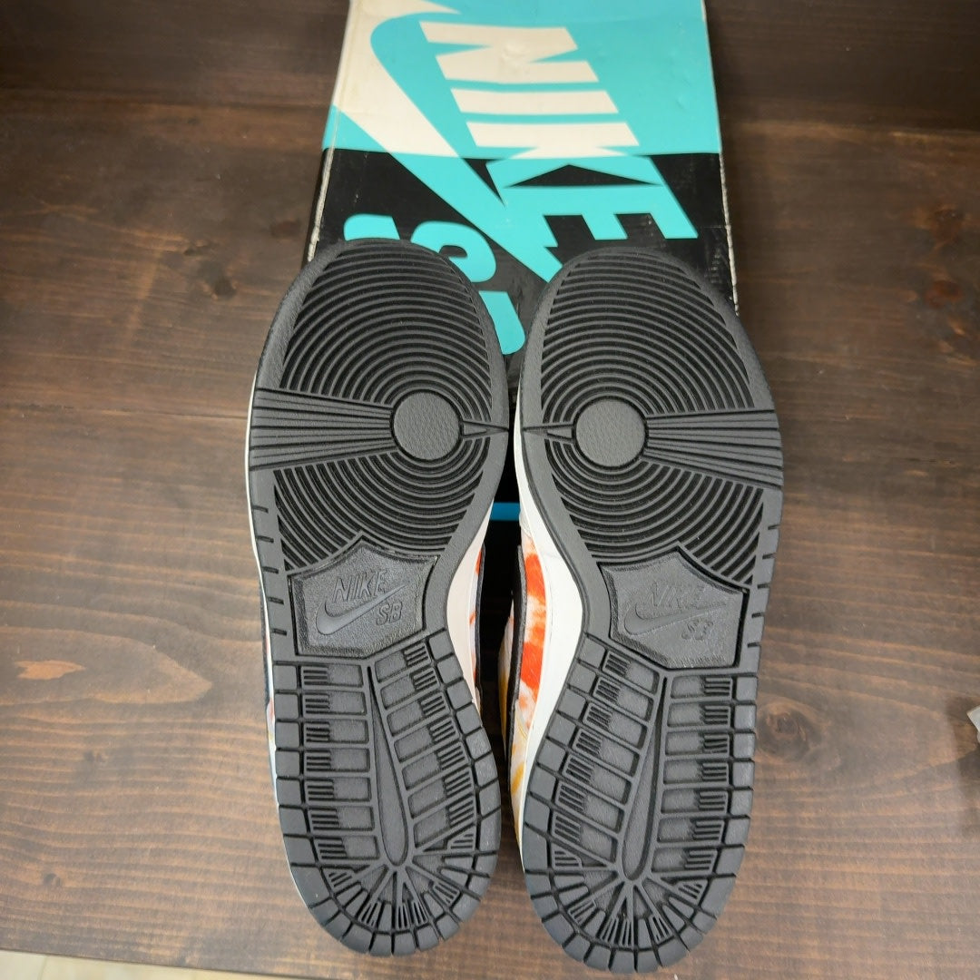 Nike SB Dunk Low Raygun Tie-Dye White Size 8 (Pre-Owned)