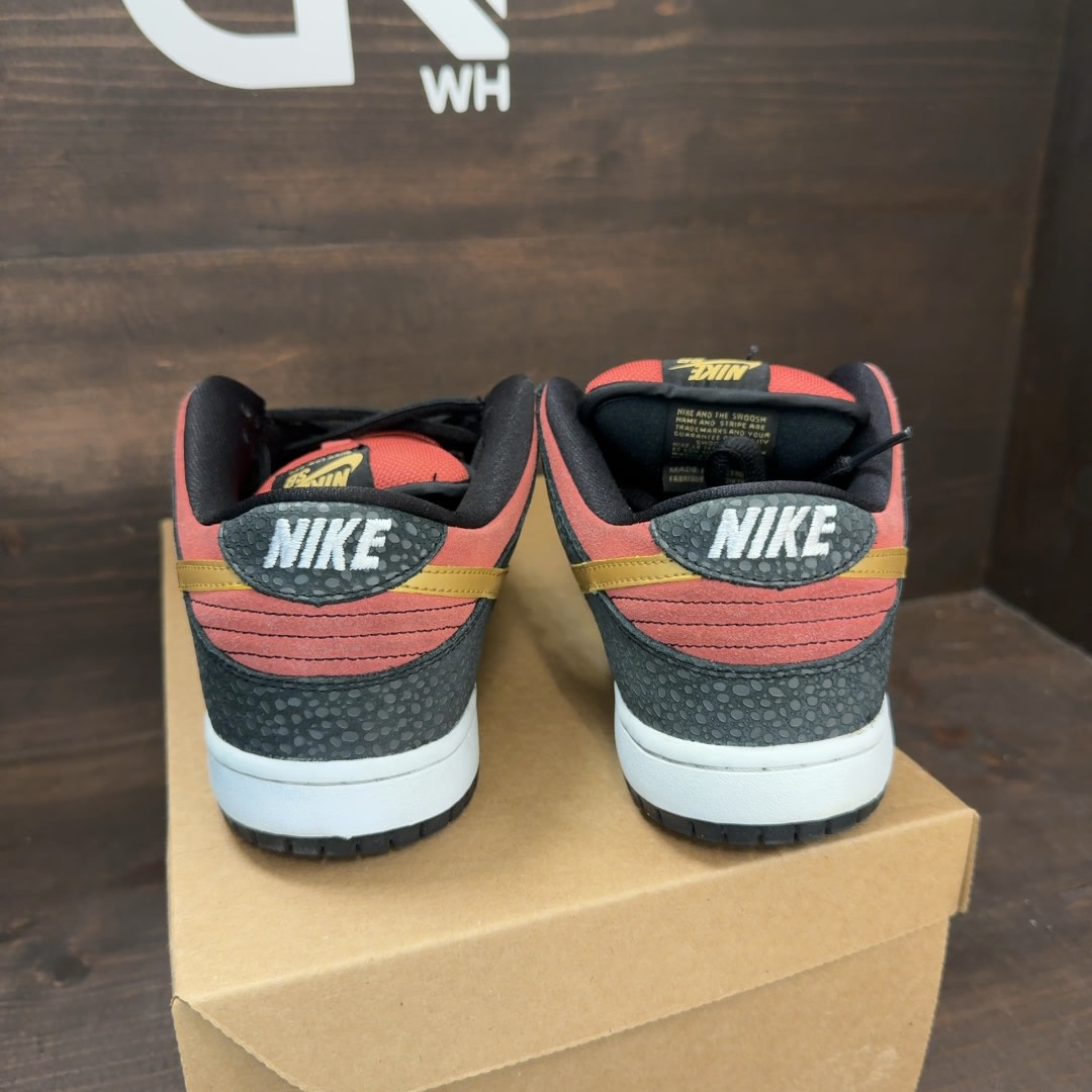 Nike SB Dunk Low Walk of Fame Size 9.5 (Pre-Owned) - Image 4