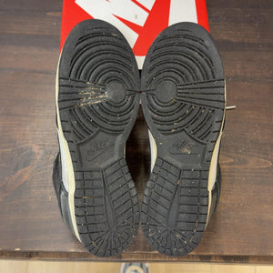 Nike Dunk Low Vintage Panda (Women's) Size 10W (Pre-Owned) - aux