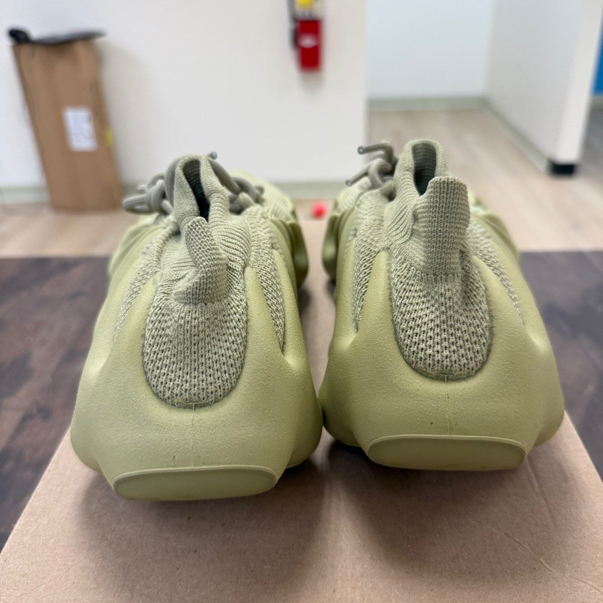 adidas Yeezy 450 Resin Size 11 (Pre-Owned) - Image 4