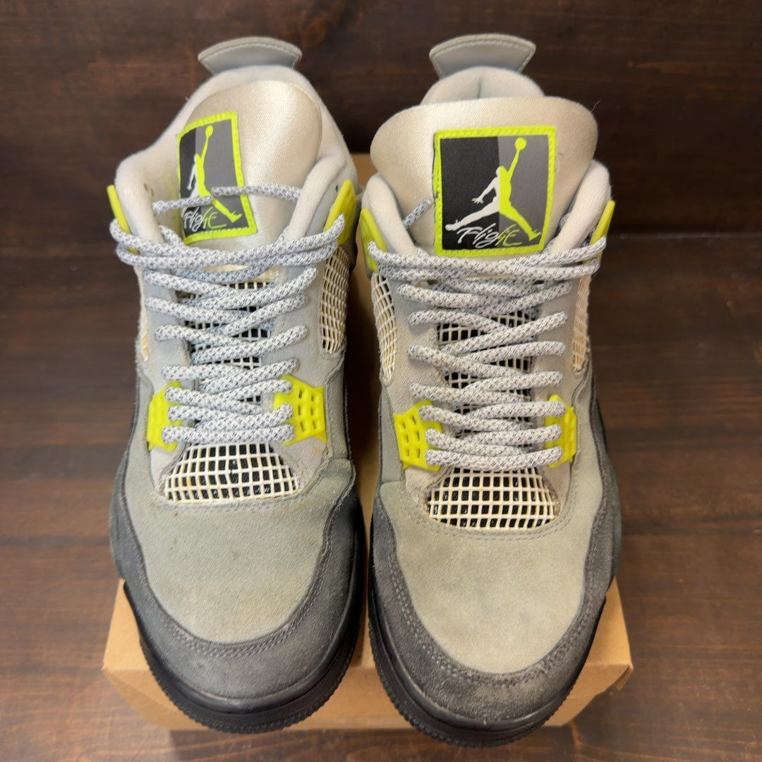 Jordan 4 Retro SE 95 Neon Size 10.5 (Pre-Owned) - Image 3