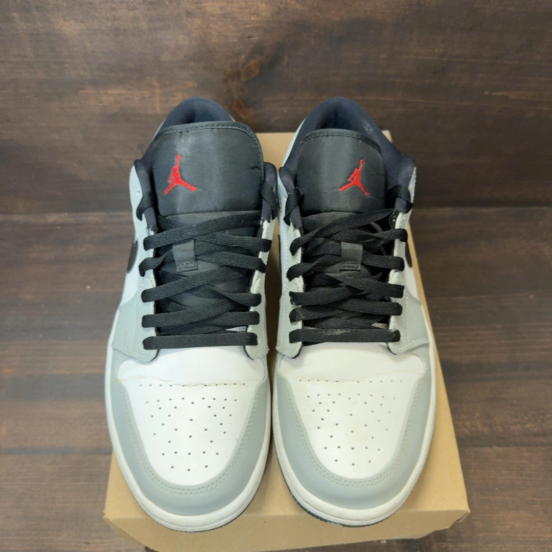 Jordan 1 Low Light Smoke Grey Size 11 (Pre-Owned) - Image 3