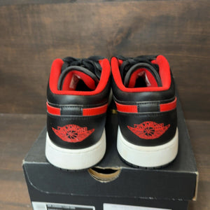 Jordan 1 Low White Toe (GS) - Image 4