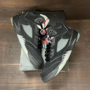 Jordan 5 Retro OG Black Metallic Reimagined (GS) Size 7Y (Pre-Owned) - back