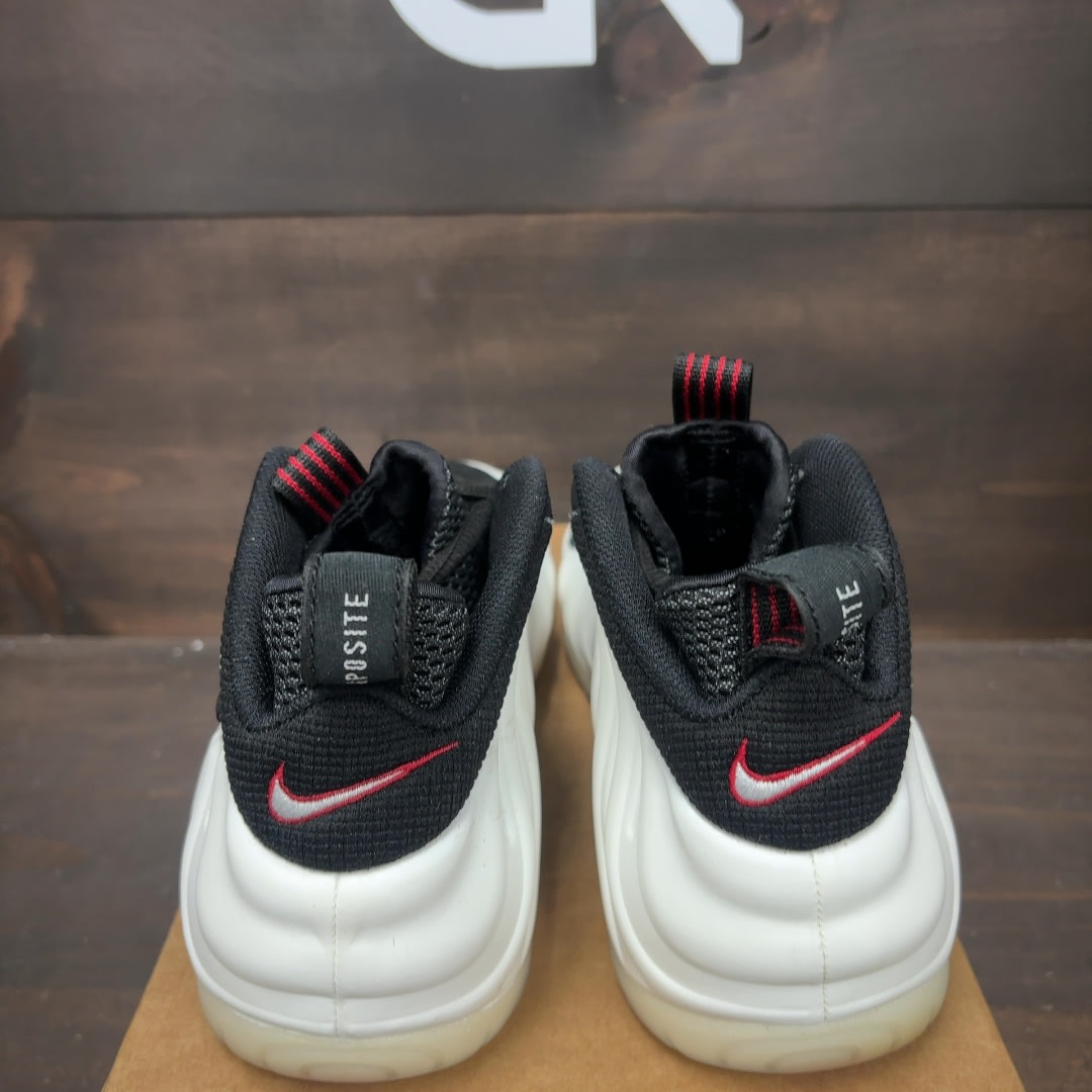 Nike Air Foamposite Pro Pearl (2025) Size 9 (Pre-Owned) - Image 5