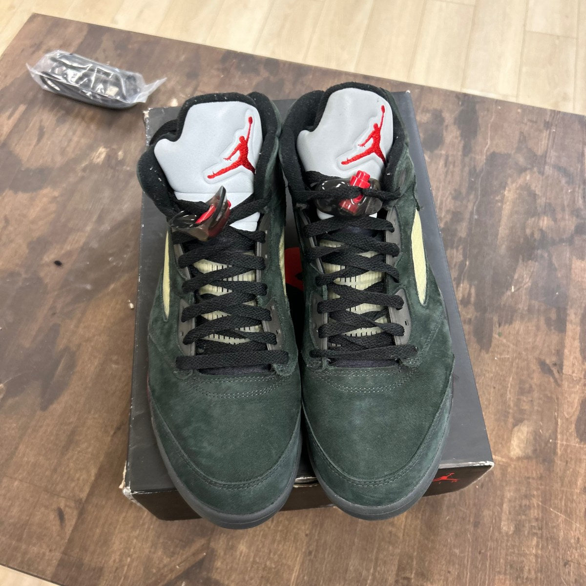 Jordan 5 Retro Gore-Tex Off Noir (Women's) - Image 2