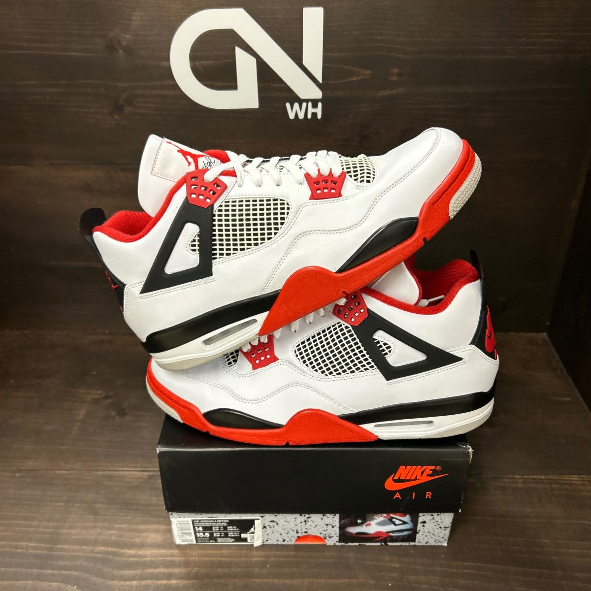 Jordan 4 Retro Fire Red (2020) - Image 1